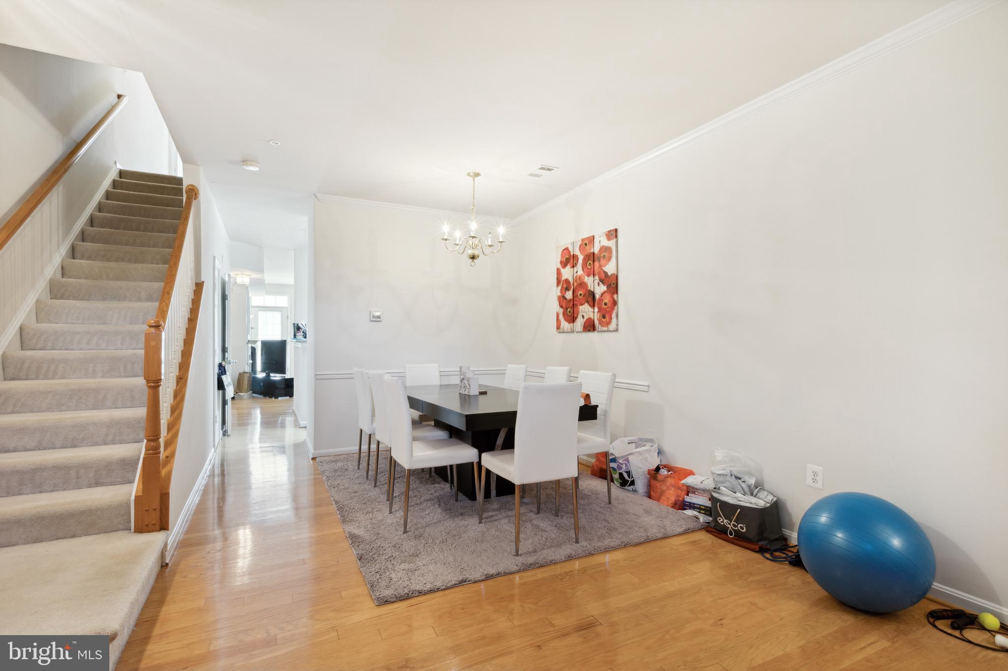 WESTBRIAR PLAZA - Residential Lease