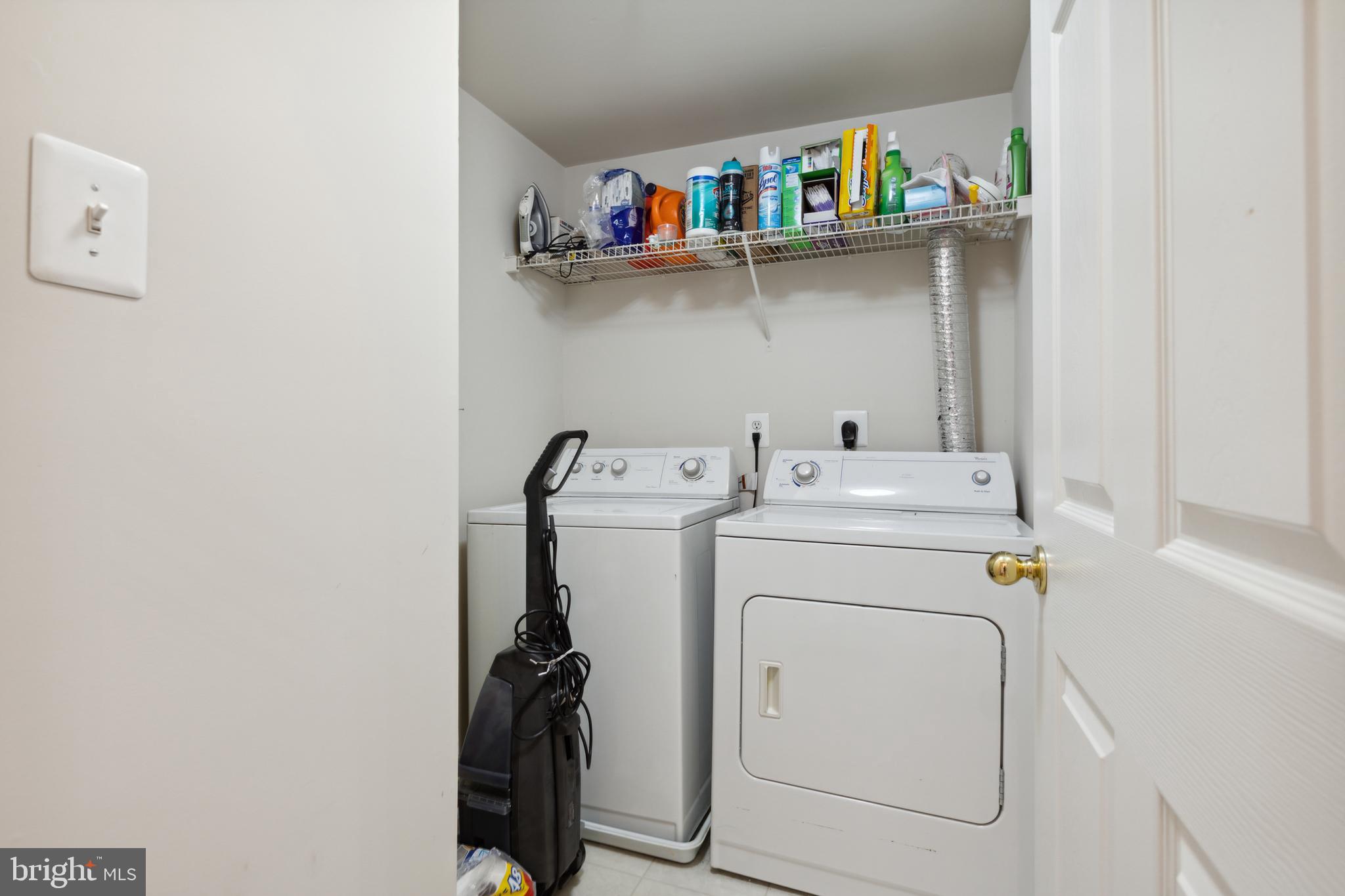 WESTBRIAR PLAZA - Residential Lease