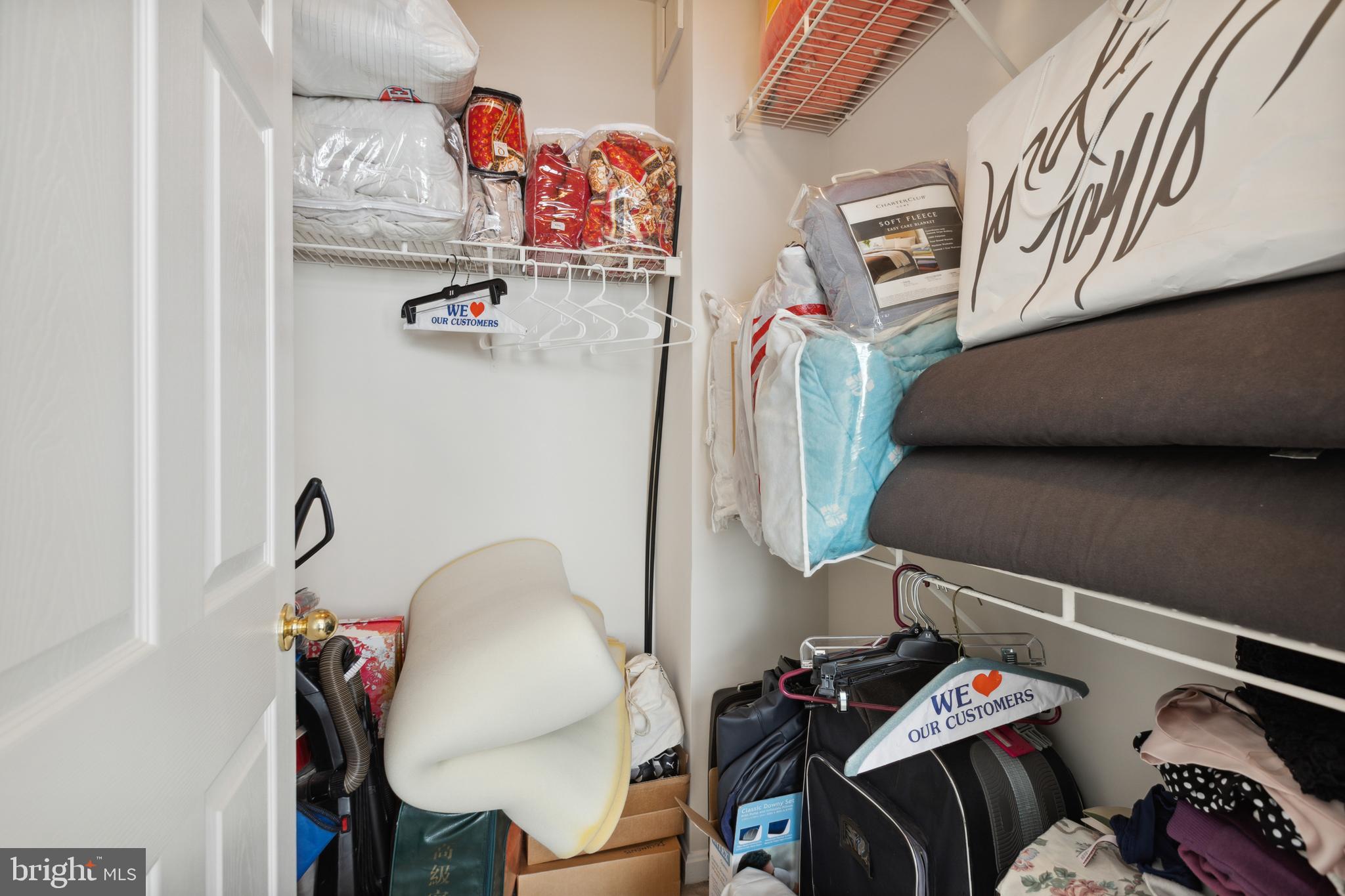 WESTBRIAR PLAZA - Residential Lease