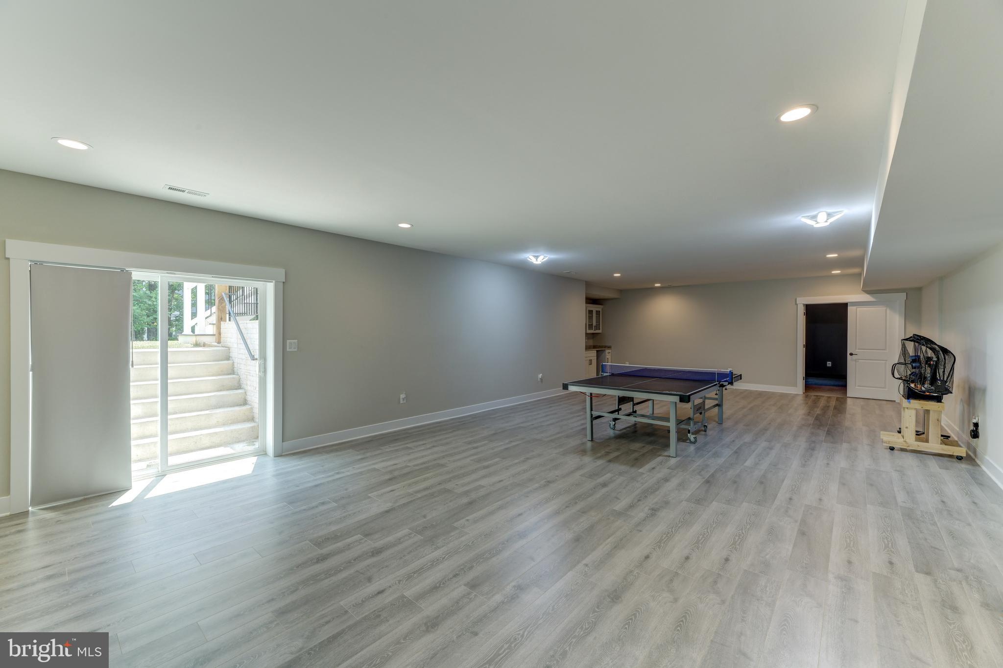 CHESTERBROOK GARDENS - Residential