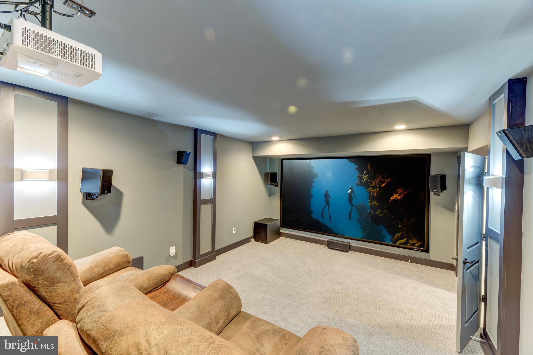 CHESTERBROOK GARDENS - Residential