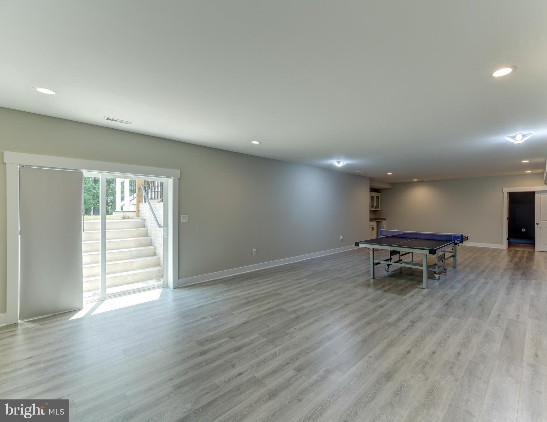 CHESTERBROOK GARDENS - Residential