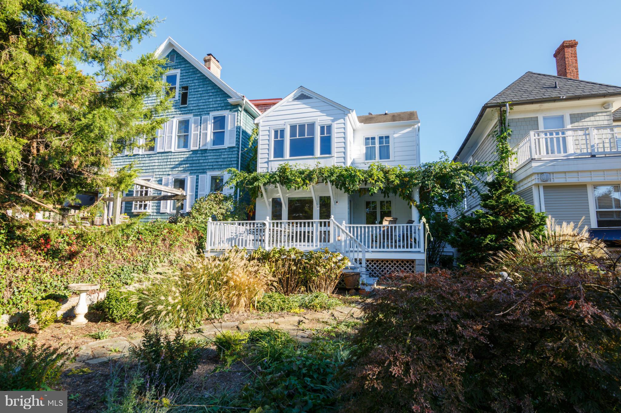 HISTORIC DISTRICT - Residential