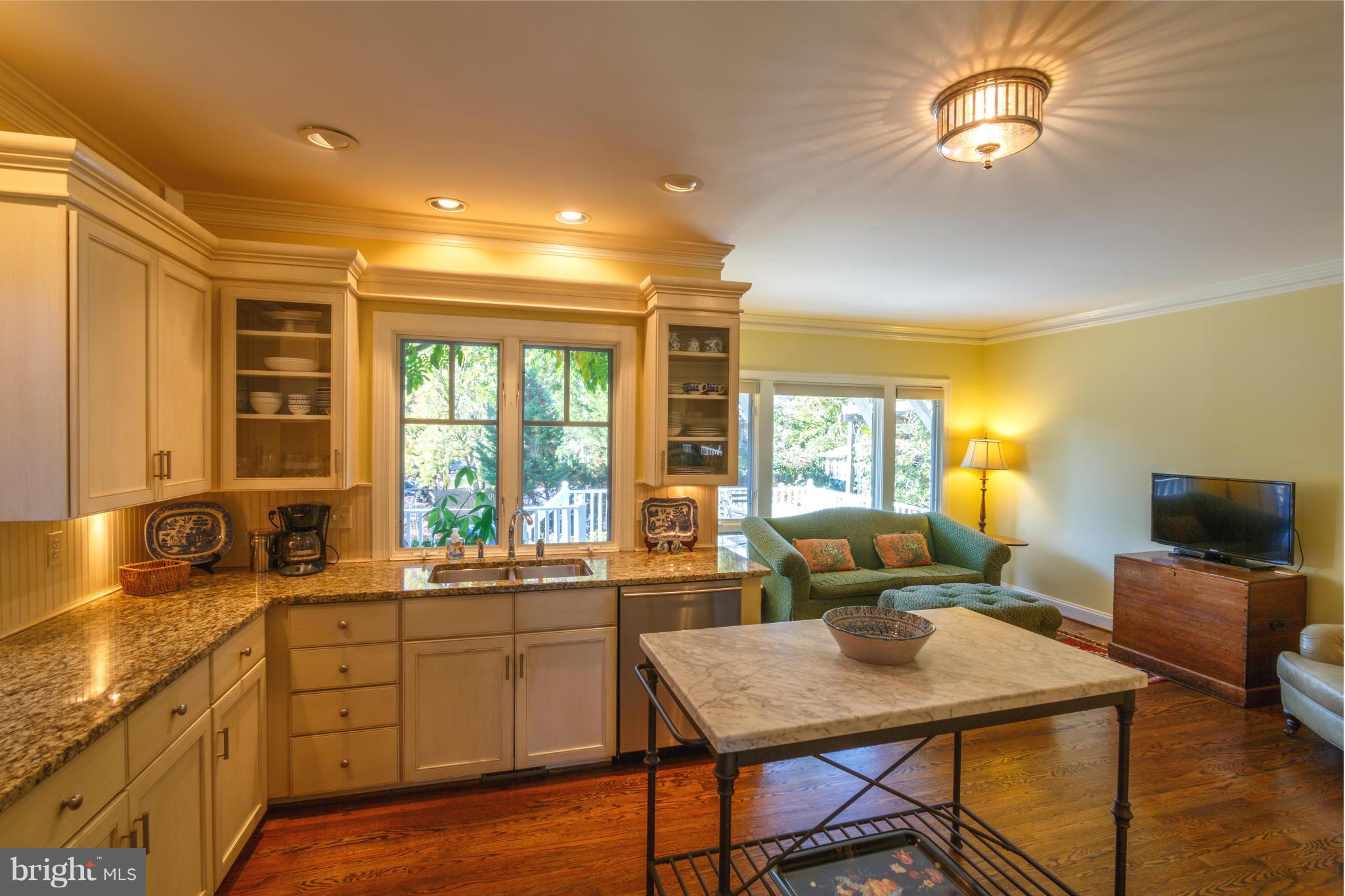 HISTORIC DISTRICT - Residential