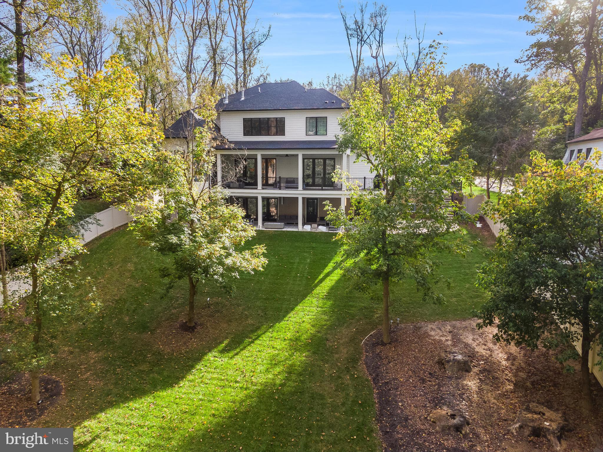 RIVER OAKS - Residential