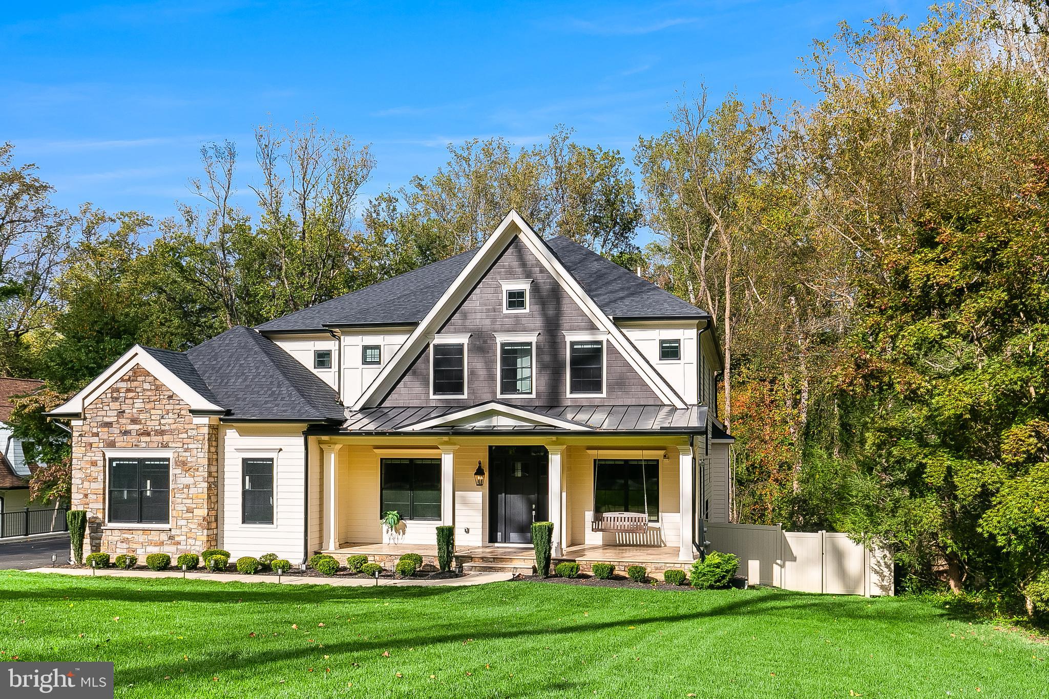 RIVER OAKS - Residential