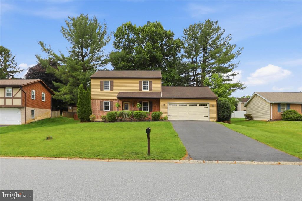 Photo of 1282 Winchester Drive, LANCASTER, PA 17601 (MLS # PALA2089908)