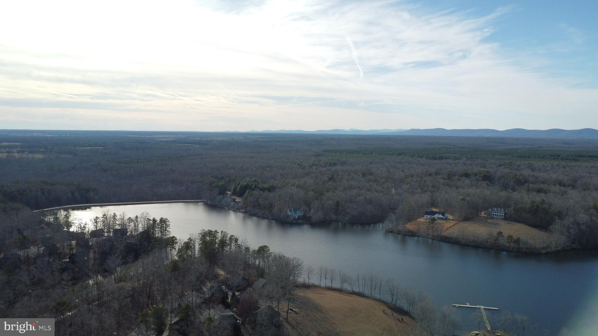 SHENANDOAH CROSSING COUNTRY CLUB - Land