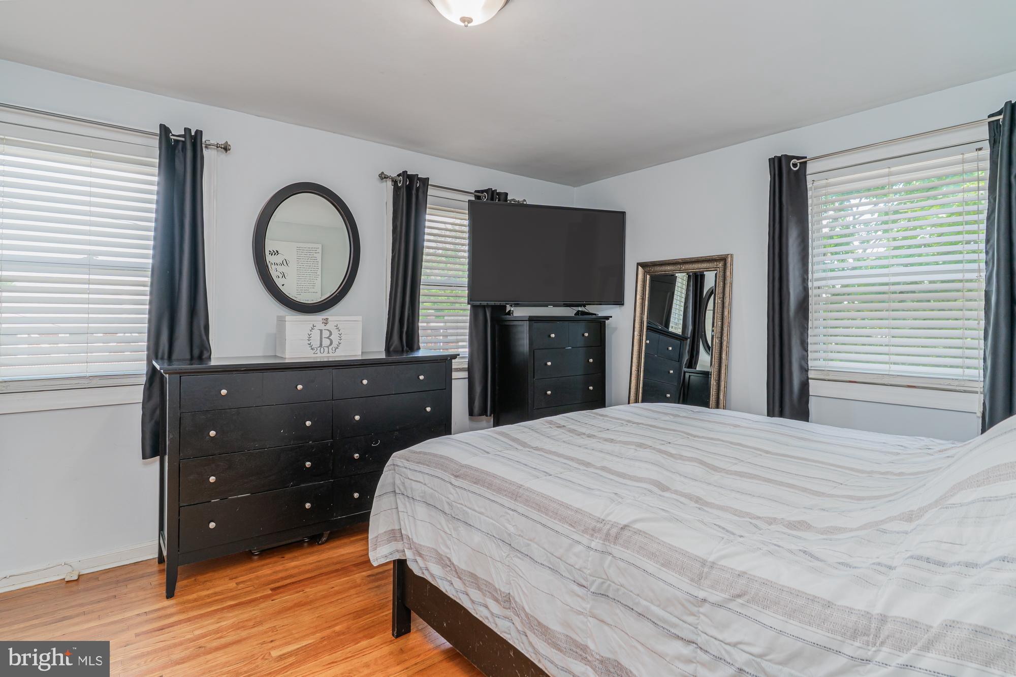 WISSAHICKON HILLS - Residential