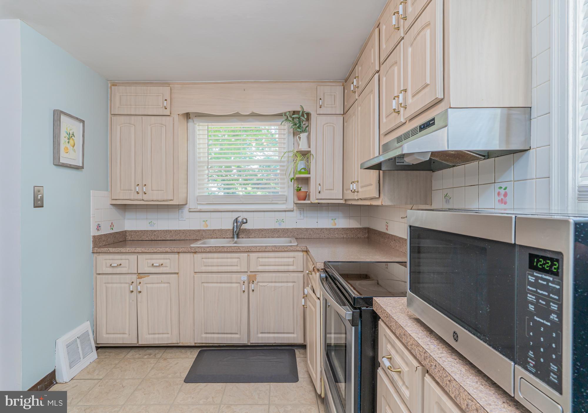 WISSAHICKON HILLS - Residential