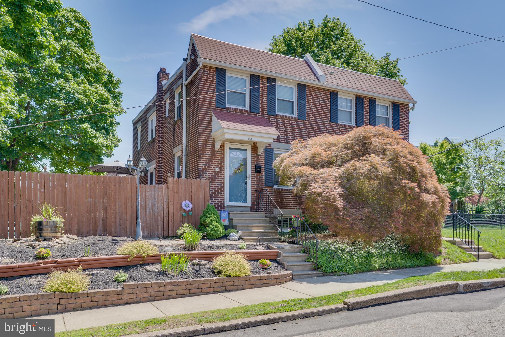 WISSAHICKON HILLS - Residential