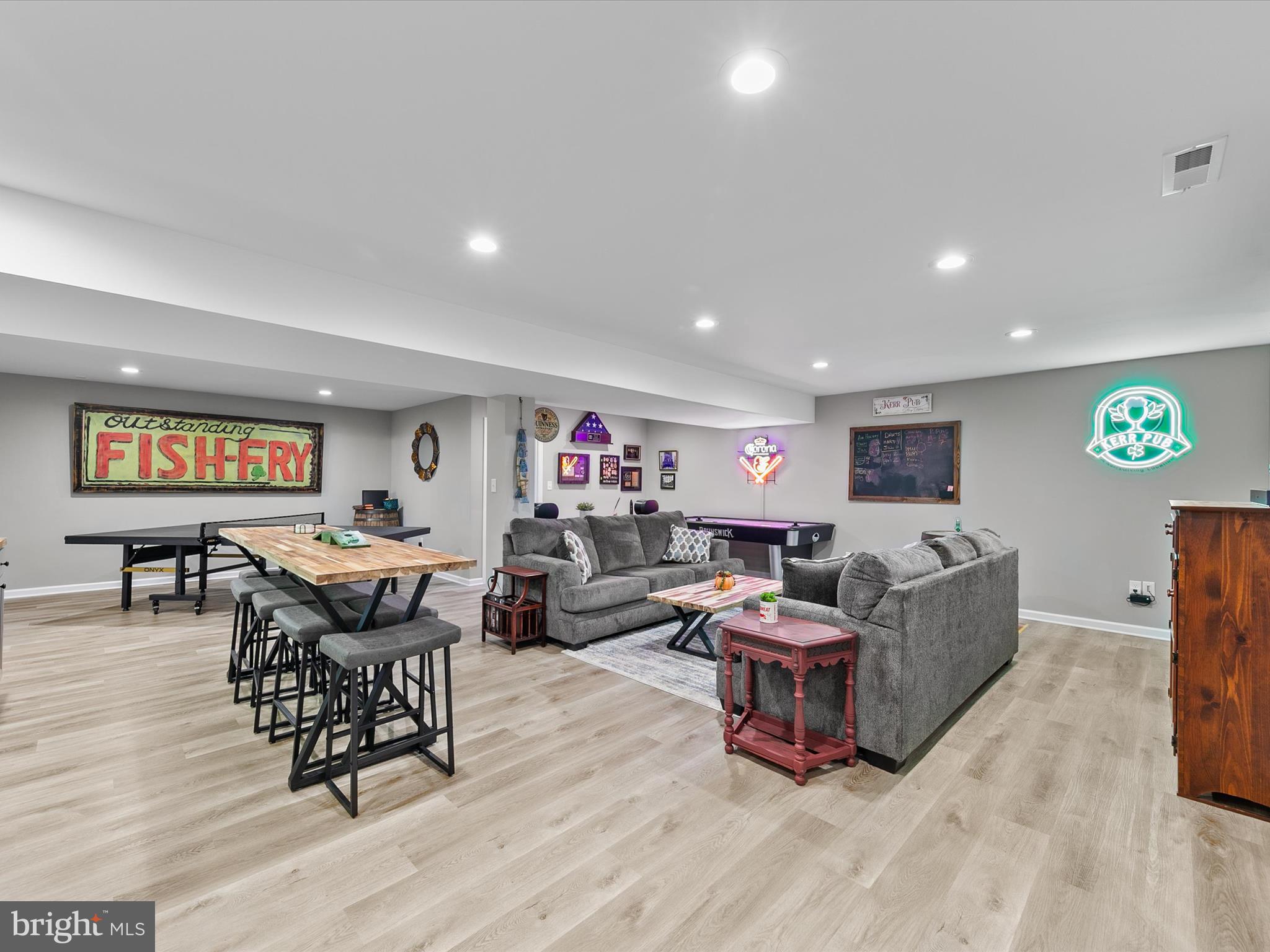 FOUR SEASONS AT BELLE TERRE - Residential