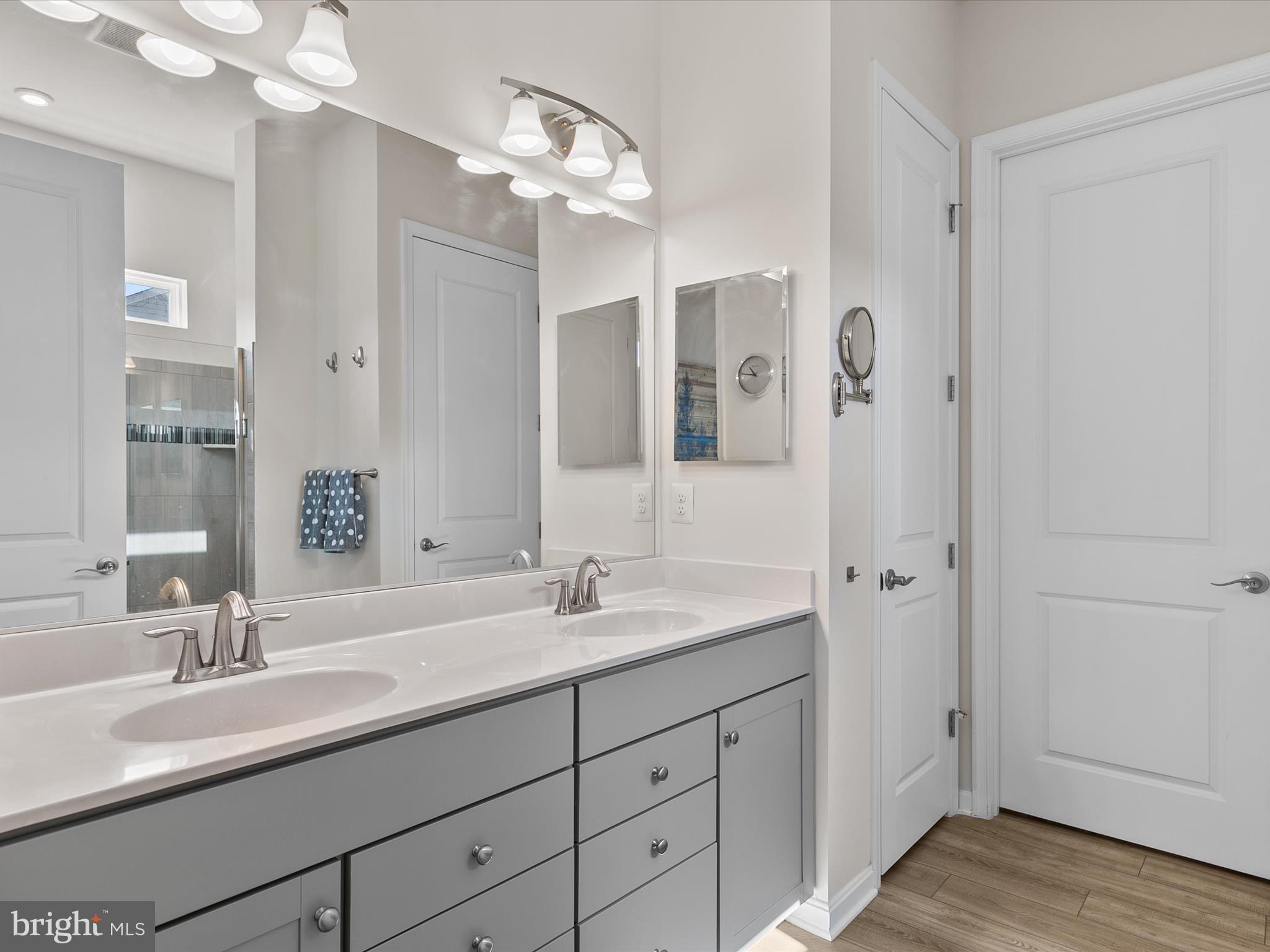 FOUR SEASONS AT BELLE TERRE - Residential