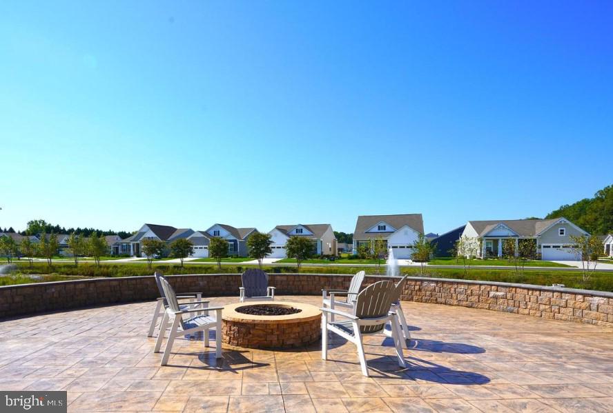 FOUR SEASONS AT BELLE TERRE - Residential