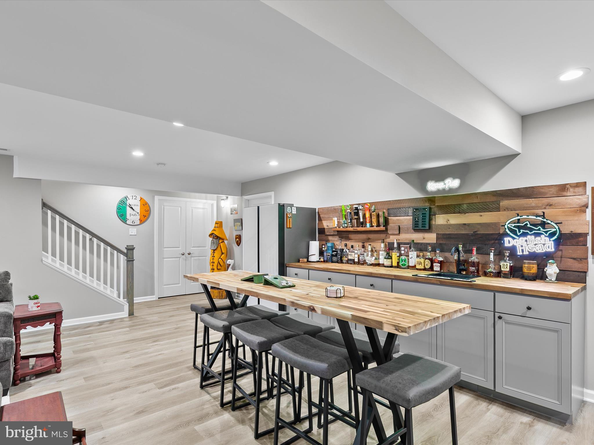 FOUR SEASONS AT BELLE TERRE - Residential