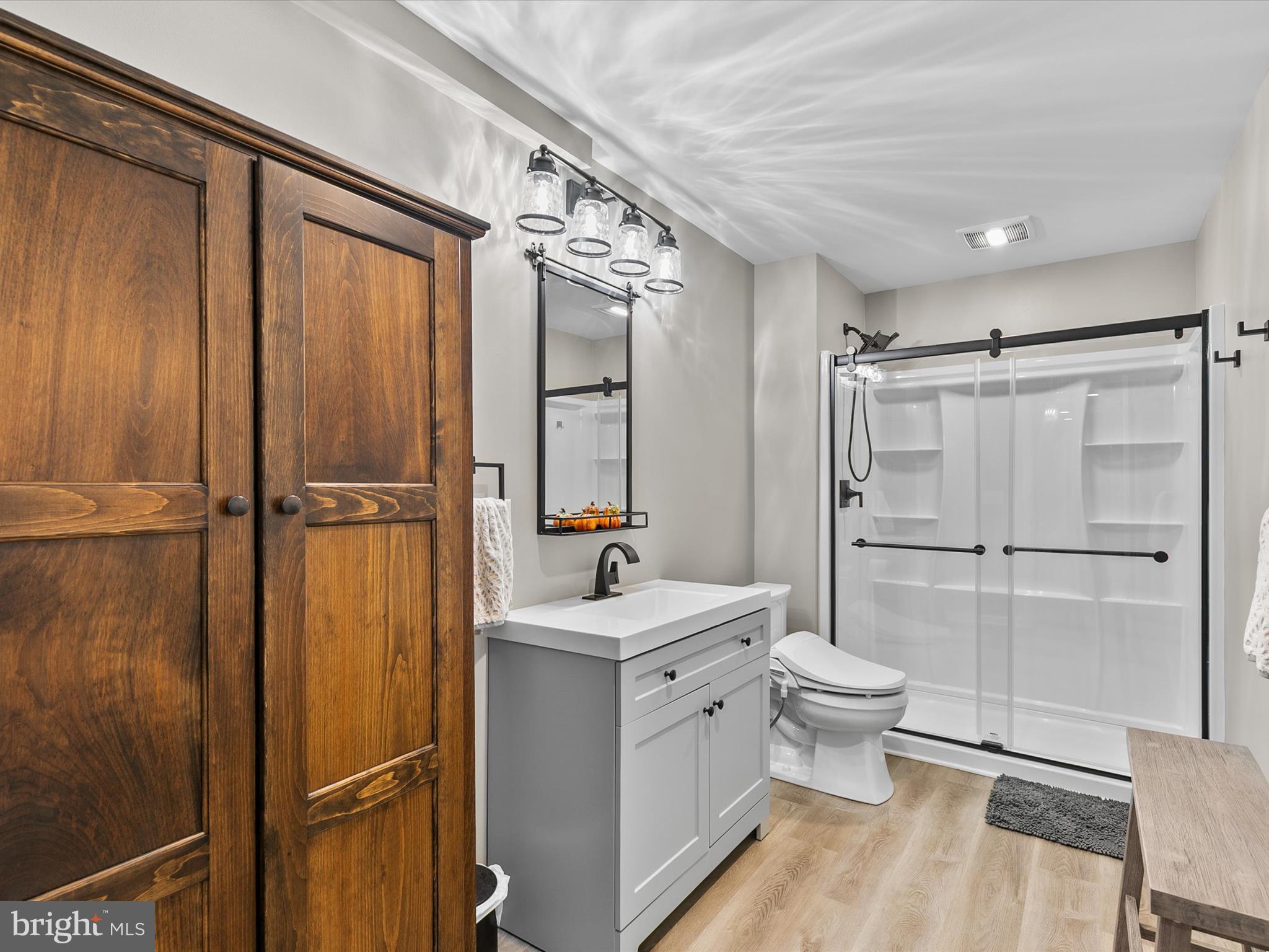 FOUR SEASONS AT BELLE TERRE - Residential