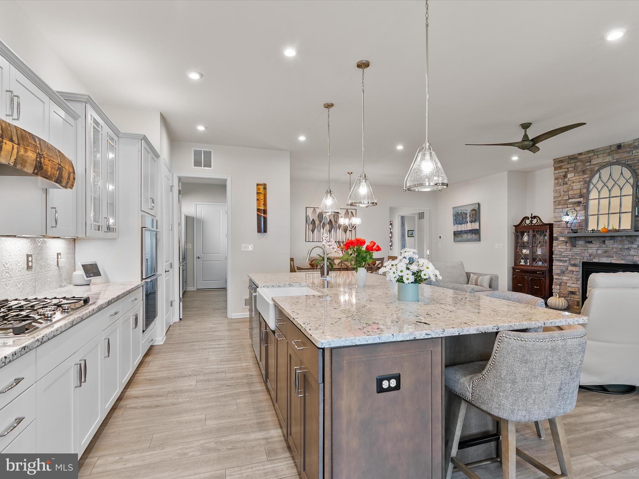 FOUR SEASONS AT BELLE TERRE - Residential