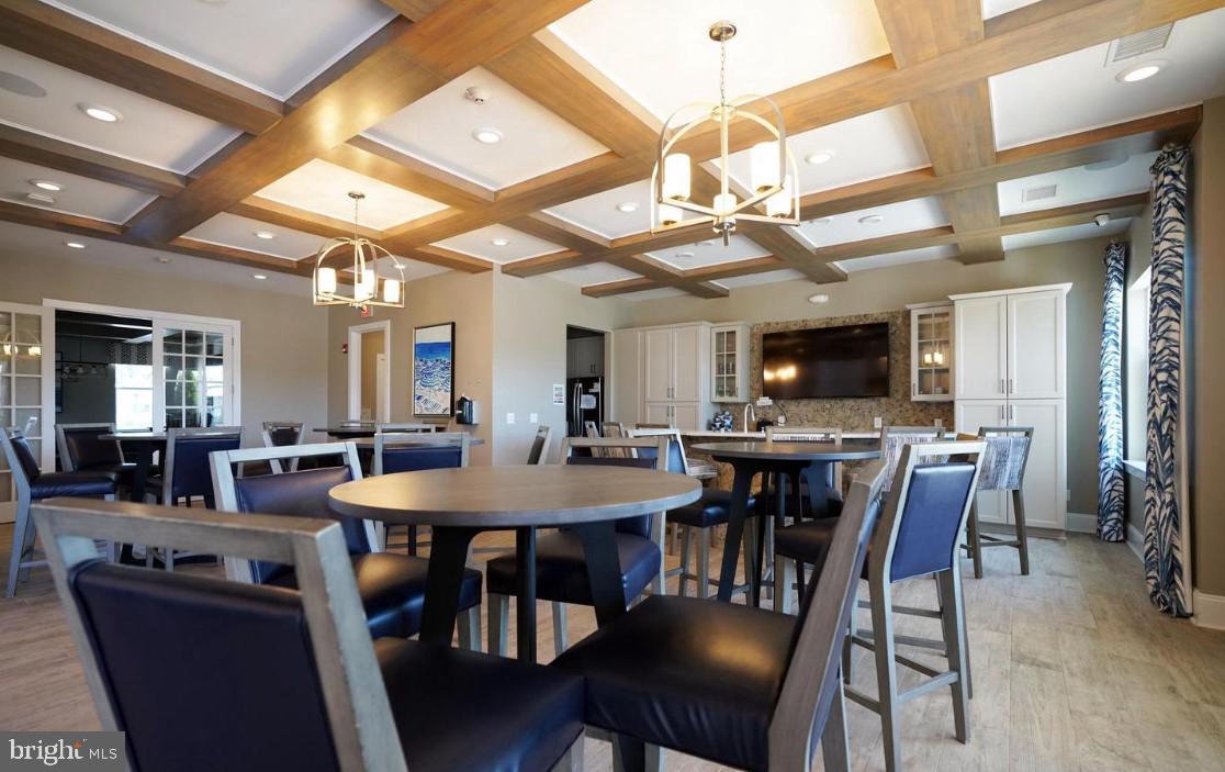 FOUR SEASONS AT BELLE TERRE - Residential