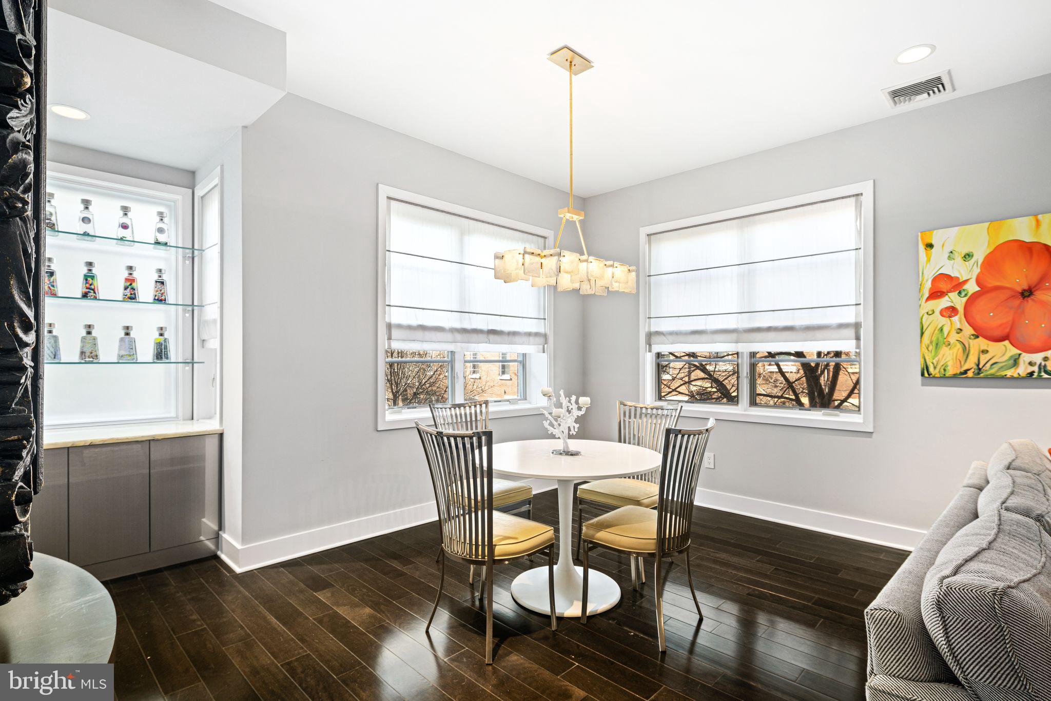 AVENUE OF THE ARTS - Residential