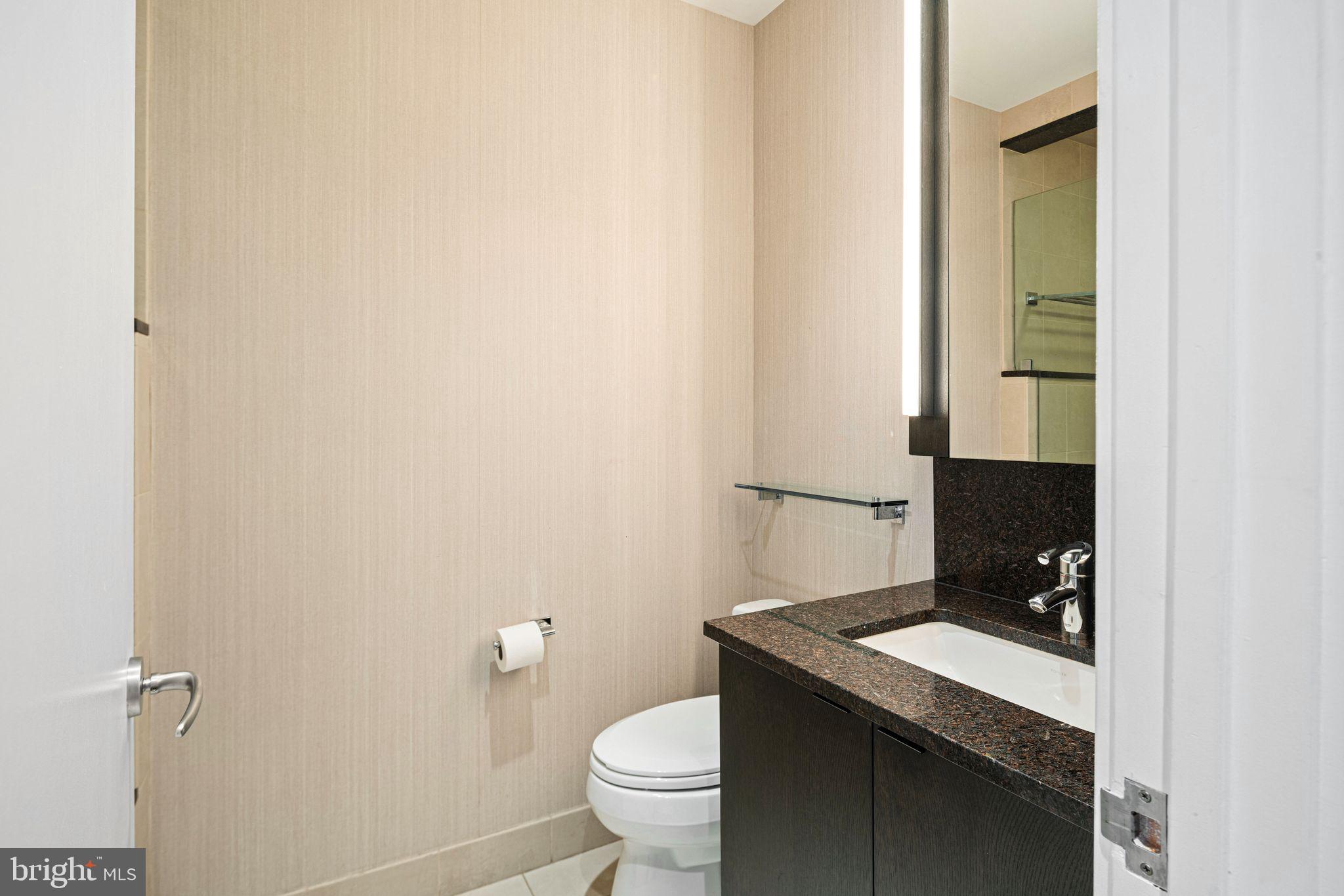 AVENUE OF THE ARTS - Residential