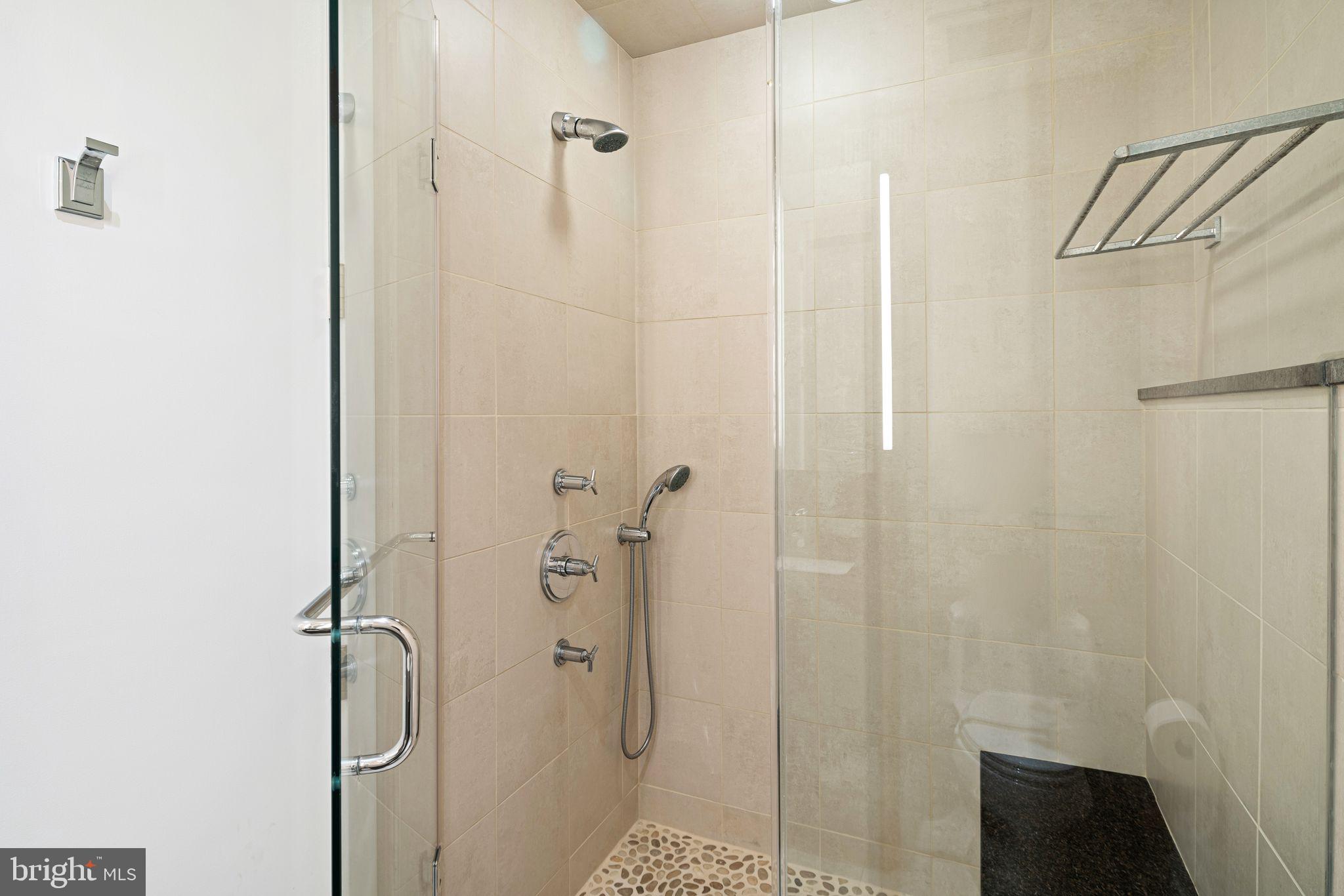 AVENUE OF THE ARTS - Residential