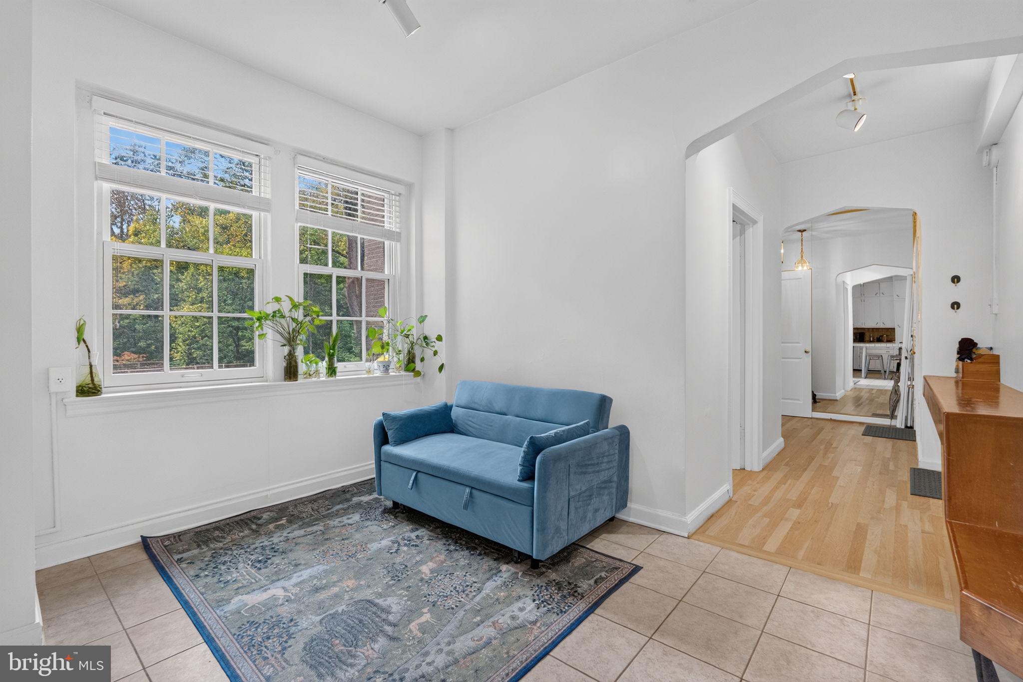 2737 DEVONSHIRE PLACE NW 127