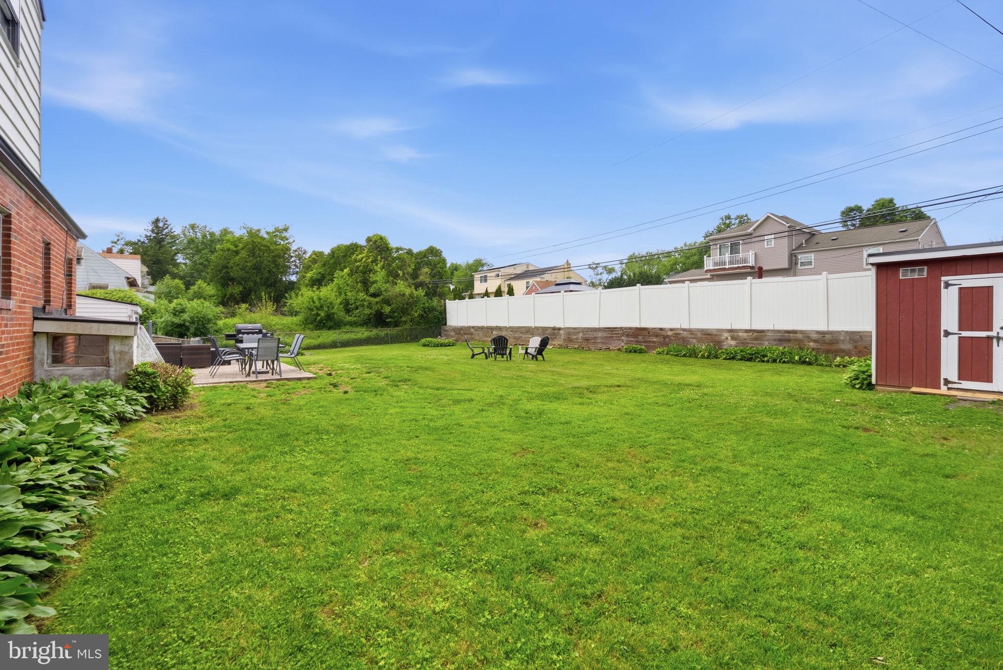 FEASTERVILLE HGTS - Residential
