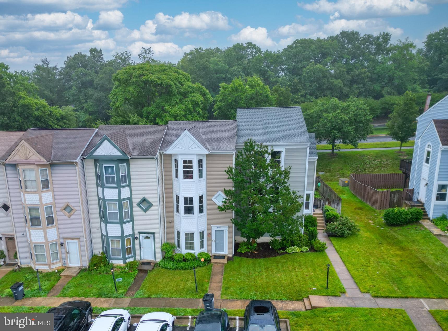 3436 CALEDONIA CIRCLE