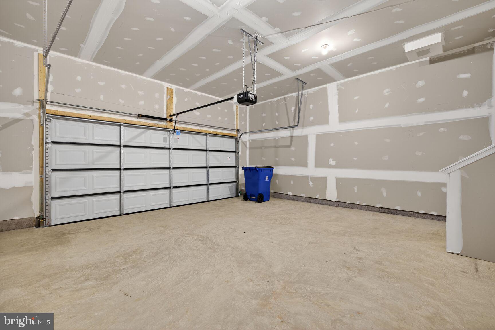 RENN QUARTER - Residential Lease