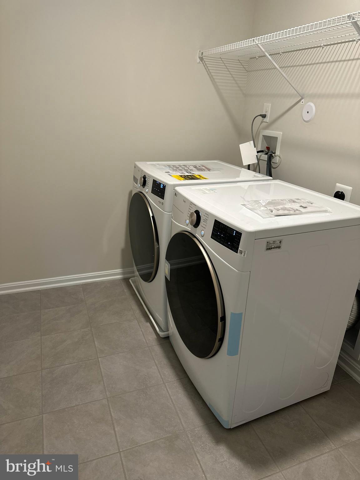 RENN QUARTER - Residential Lease