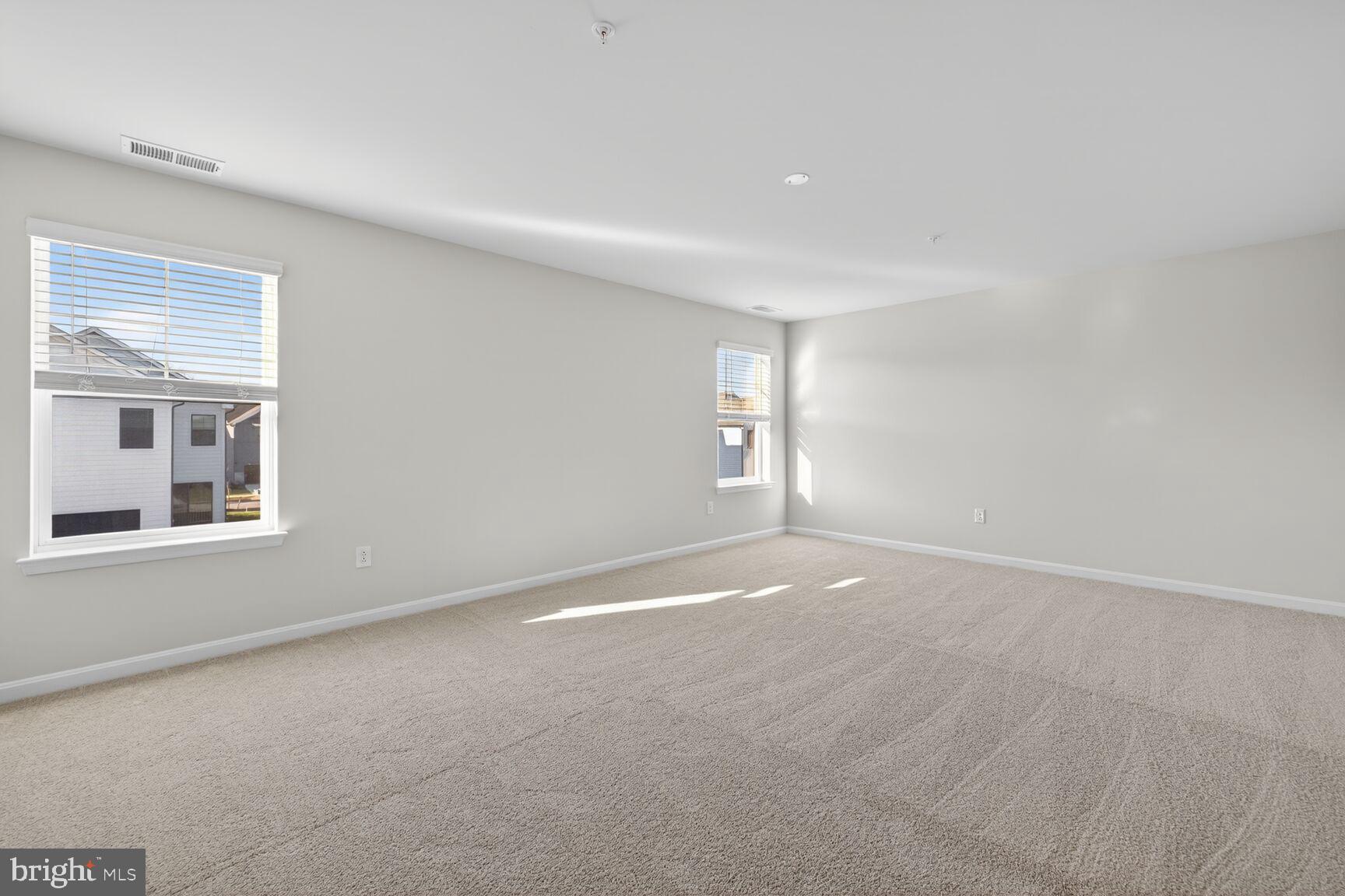 RENN QUARTER - Residential Lease