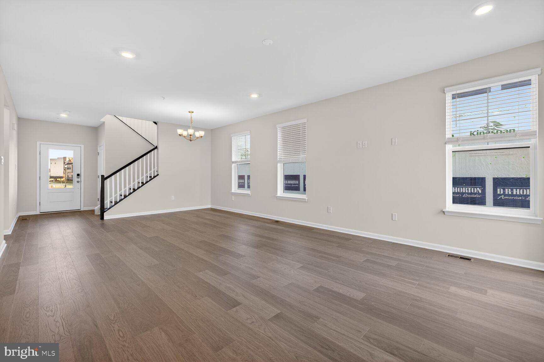 RENN QUARTER - Residential Lease