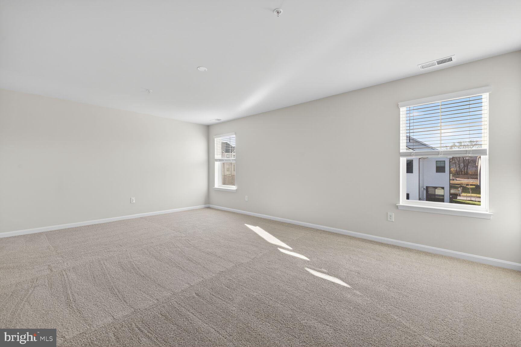 RENN QUARTER - Residential Lease