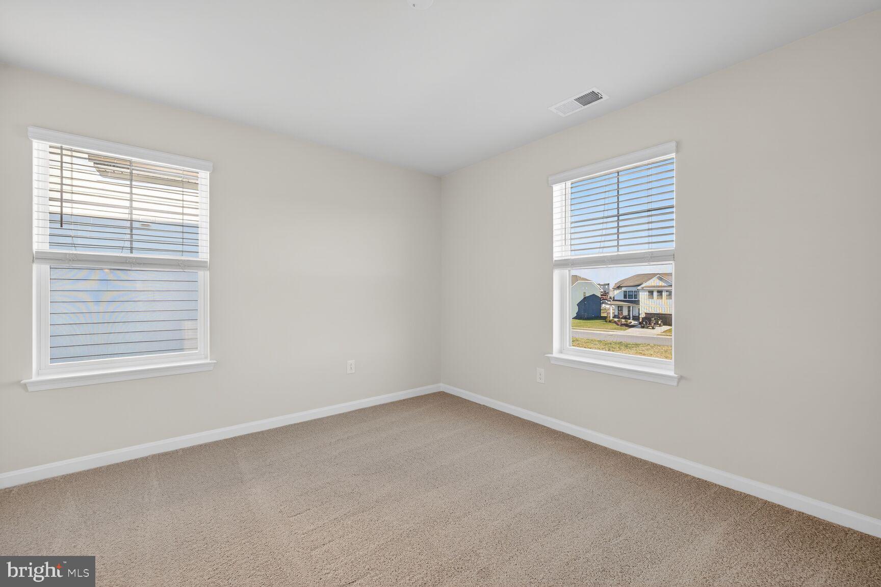 RENN QUARTER - Residential Lease