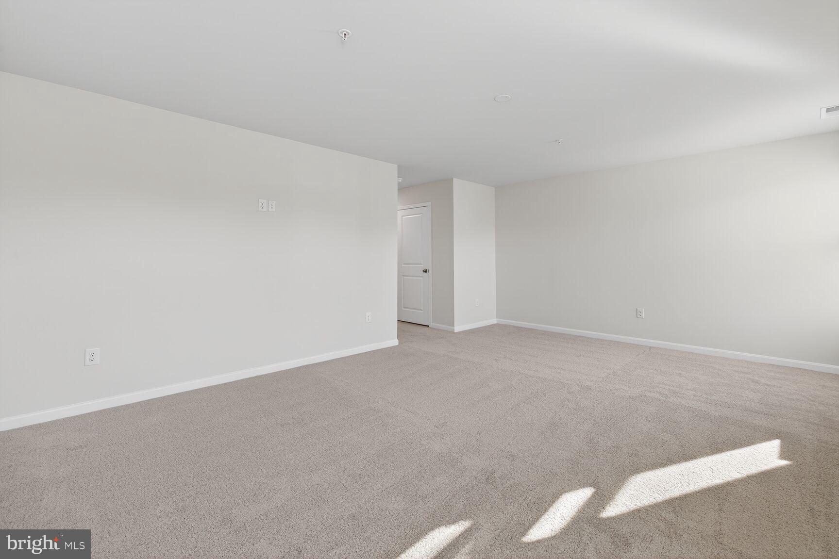 RENN QUARTER - Residential Lease