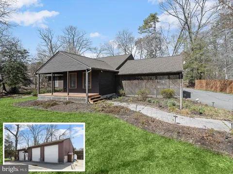 206 Magothy Bridge Road, Pasadena, MD MLS: MDAA2109666