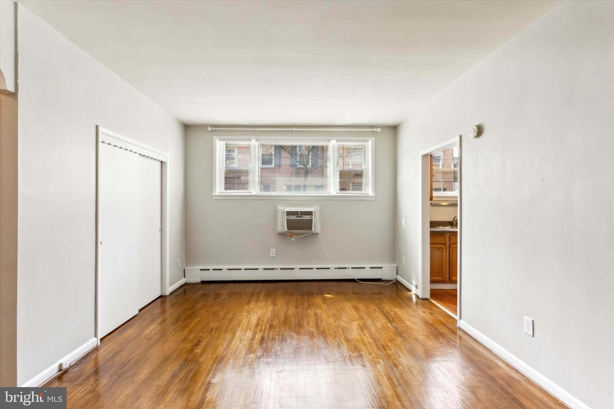 RITTENHOUSE SQUARE - Residential Lease
