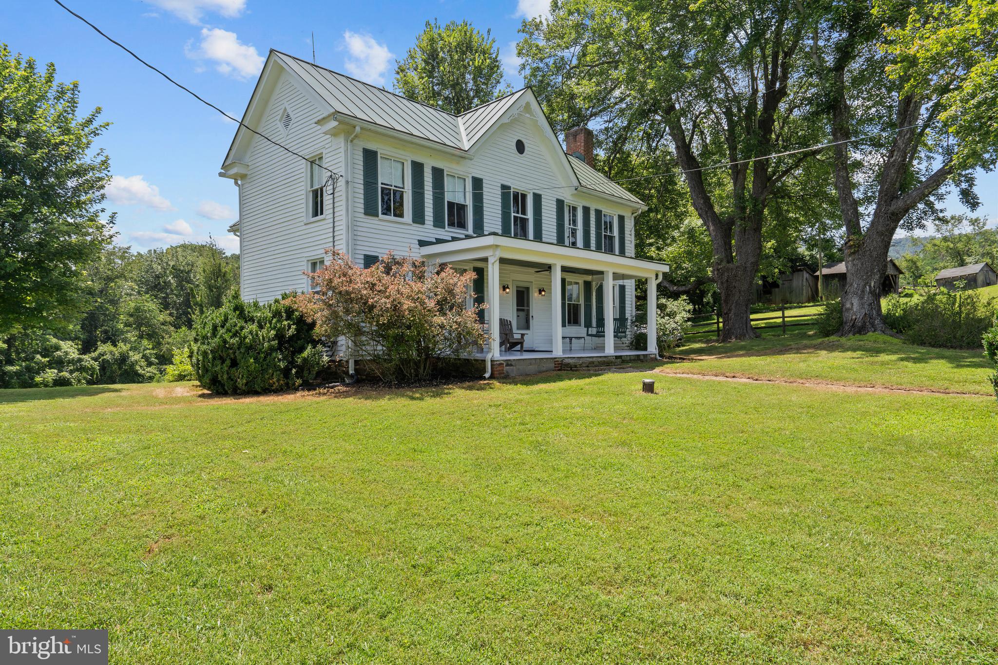 80 GLENDALOUGH LANE
