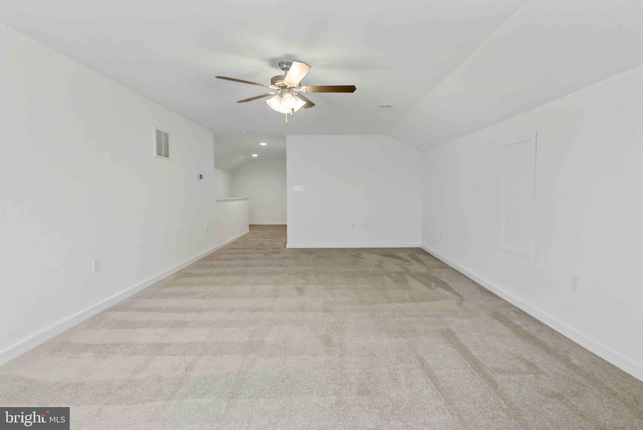 CARDINAL POINTE - Residential