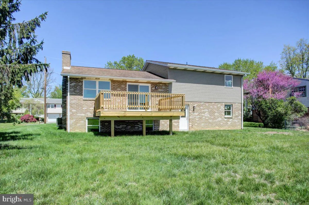 Chambersburg, Pennsylvania 17202, United States, 3 Bedrooms Bedrooms, ,3 BathroomsBathrooms,Residential,Pending,122145