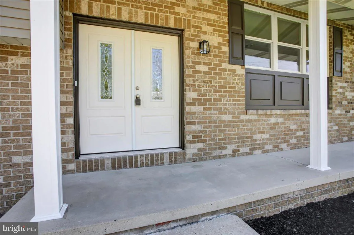 Chambersburg, Pennsylvania 17202, United States, 3 Bedrooms Bedrooms, ,3 BathroomsBathrooms,Residential,Pending,122145