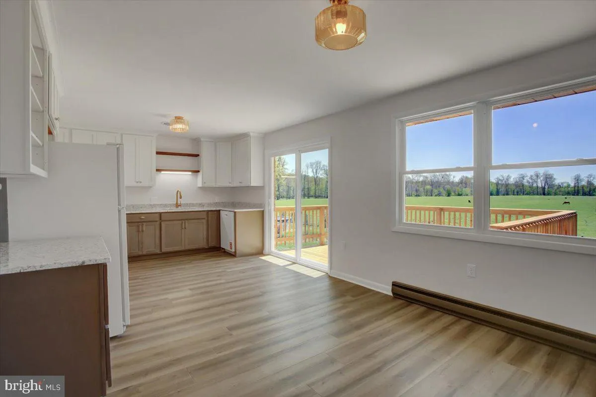 Chambersburg, Pennsylvania 17202, United States, 3 Bedrooms Bedrooms, ,3 BathroomsBathrooms,Residential,Pending,122145