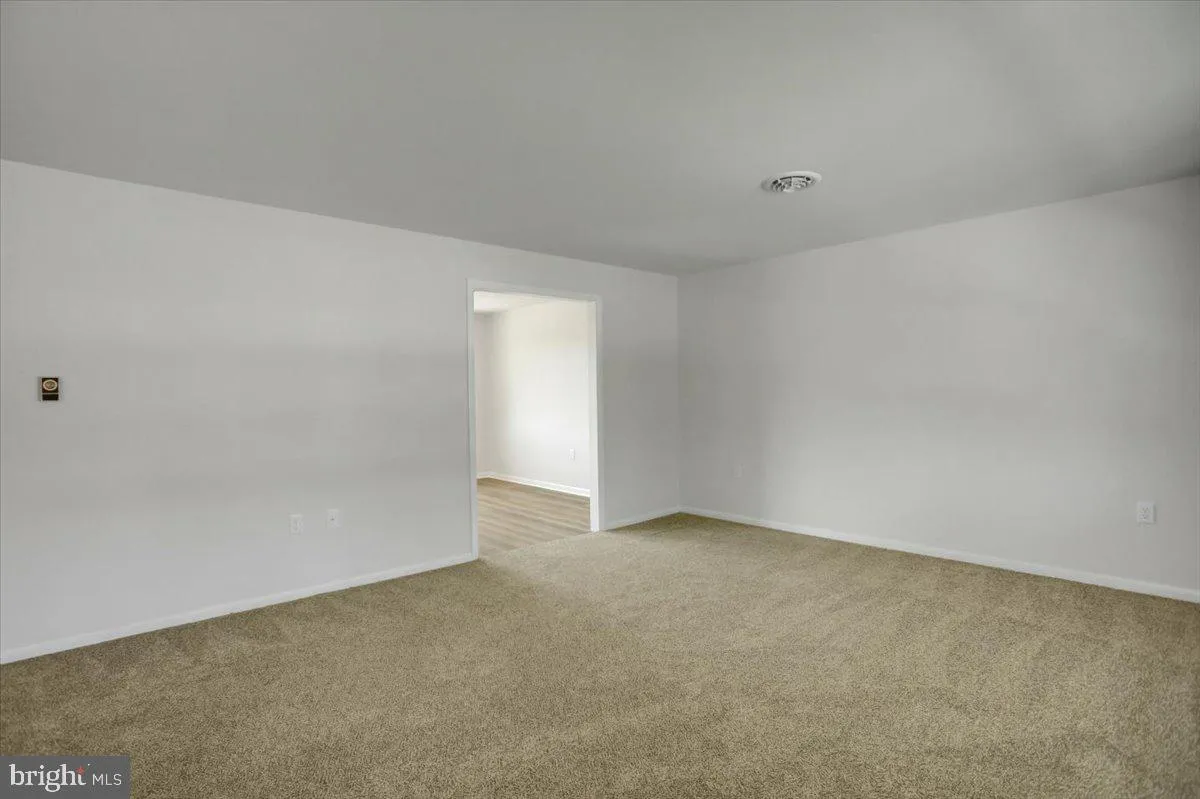 Chambersburg, Pennsylvania 17202, United States, 3 Bedrooms Bedrooms, ,3 BathroomsBathrooms,Residential,Pending,122145