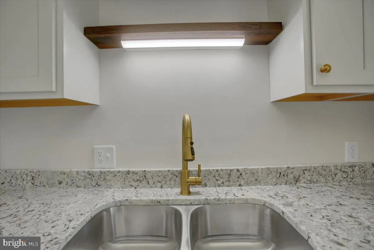 Chambersburg, Pennsylvania 17202, United States, 3 Bedrooms Bedrooms, ,3 BathroomsBathrooms,Residential,Pending,122145