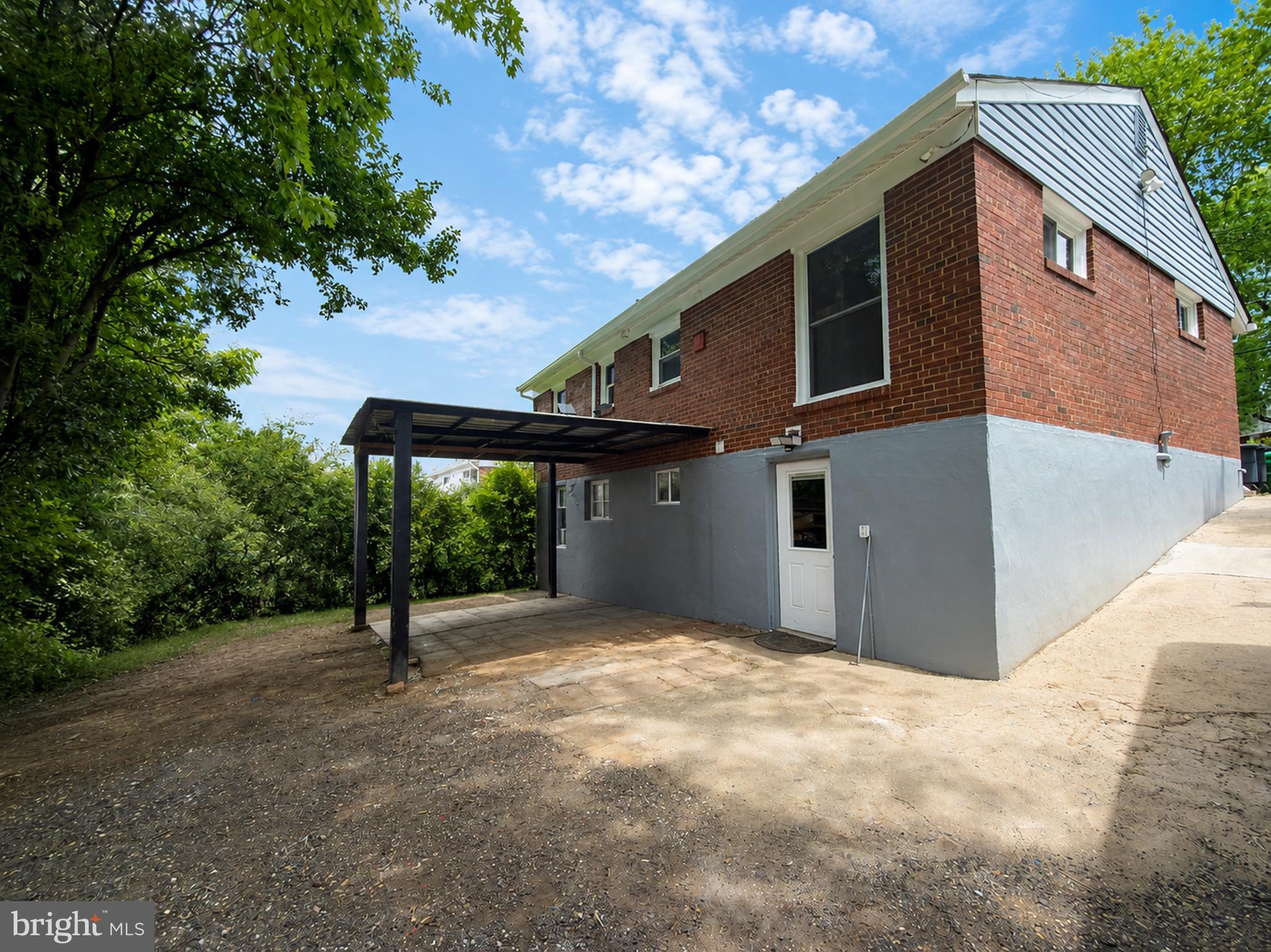 6806 BEACON PLACE