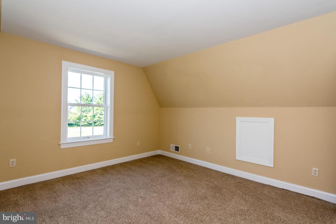 THE EAST MEADOW - Residential