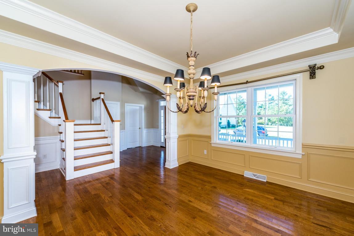 THE EAST MEADOW - Residential
