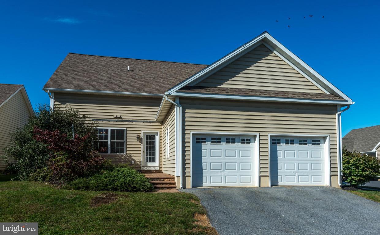 THE EAST MEADOW - Residential