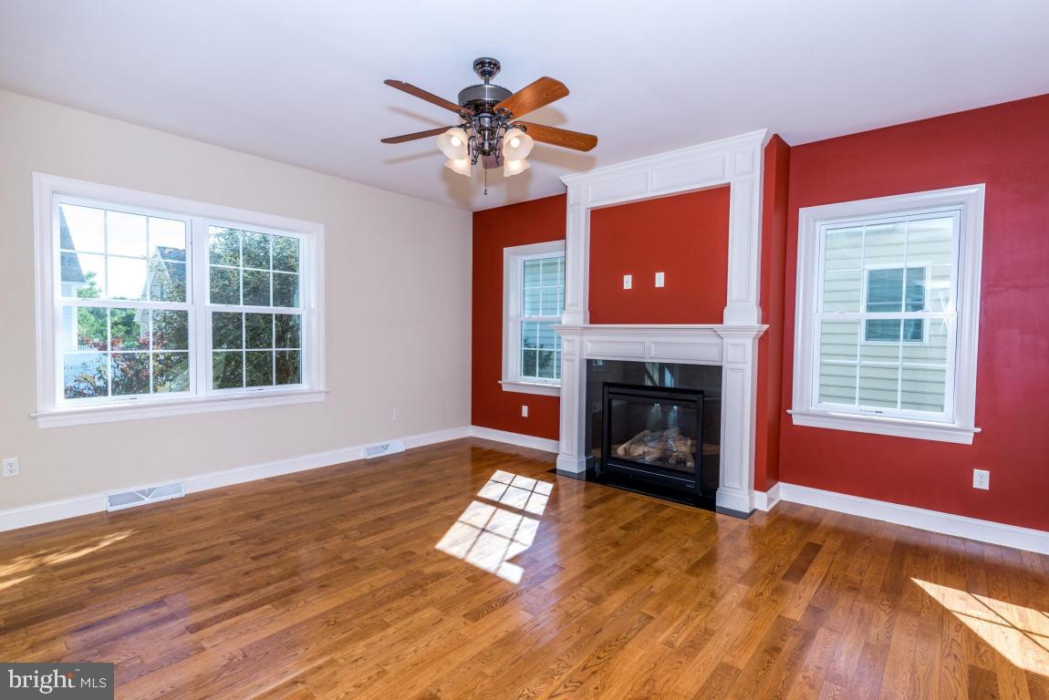 THE EAST MEADOW - Residential