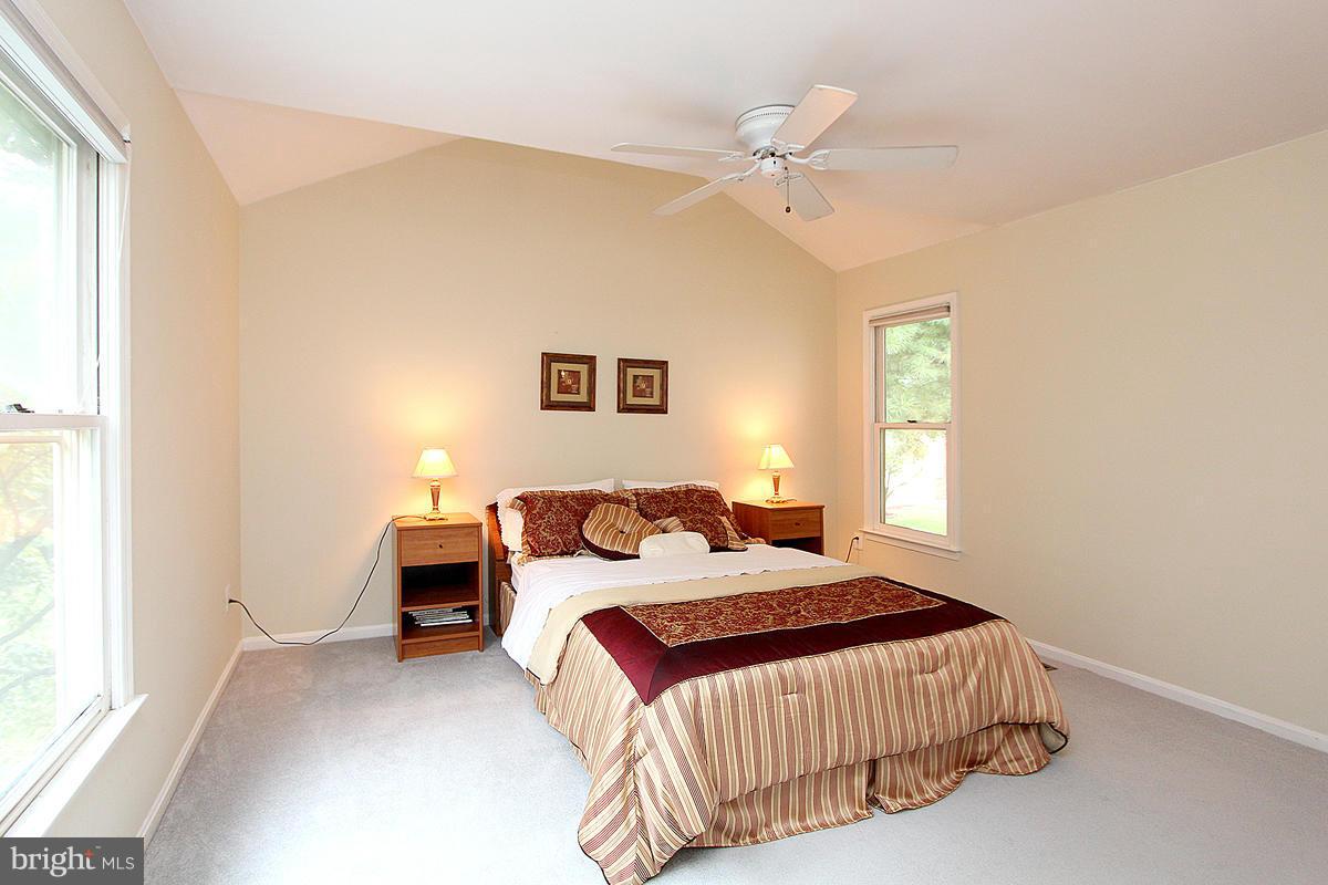 WILLOW RIDGE - Residential